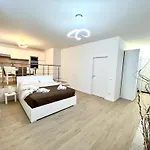 Loft Moderno A דירה *